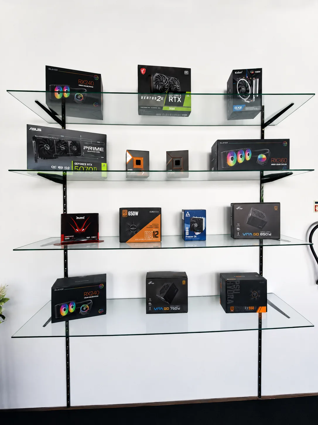 Componentes de hardware em loja